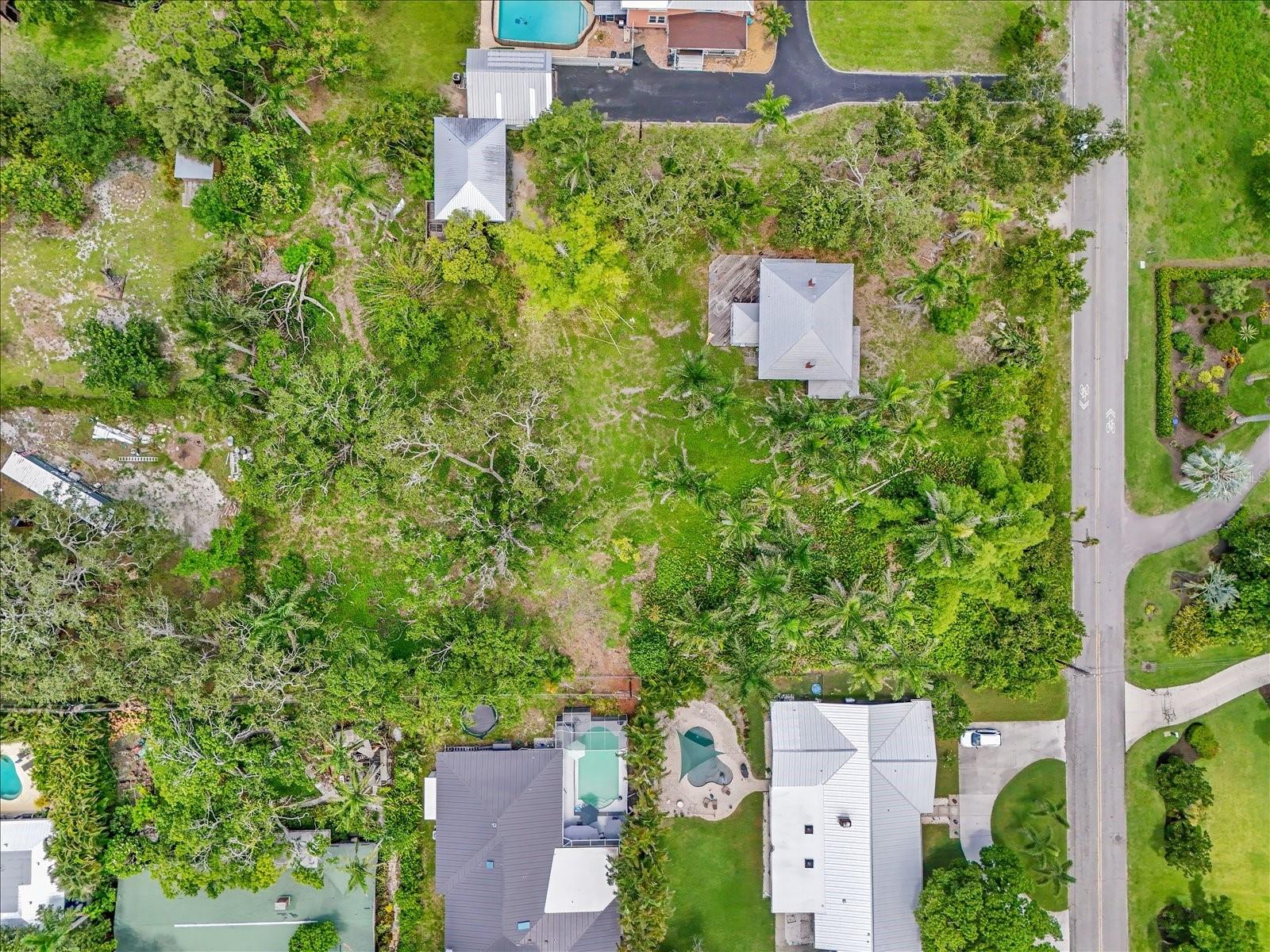 Image 7 of 12 For 3601 Riverview Boulevard