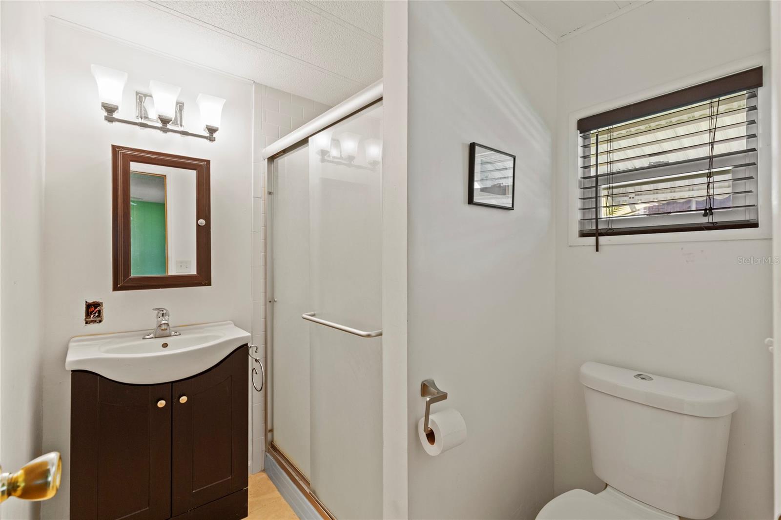 Image 11 of 30 For 4404 12th Street Court E