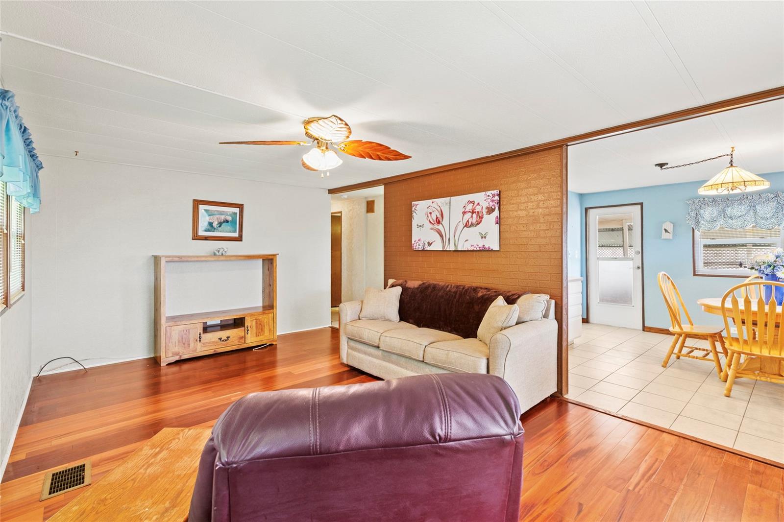 Image 14 of 30 For 4404 12th Street Court E