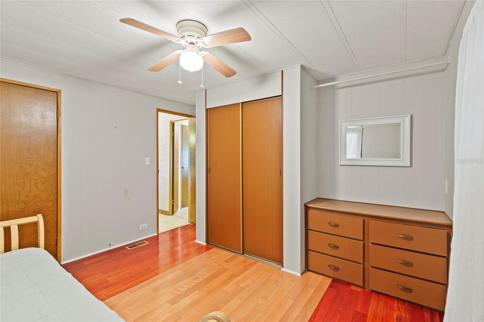 Image 20 of 30 For 4404 12th Street Court E