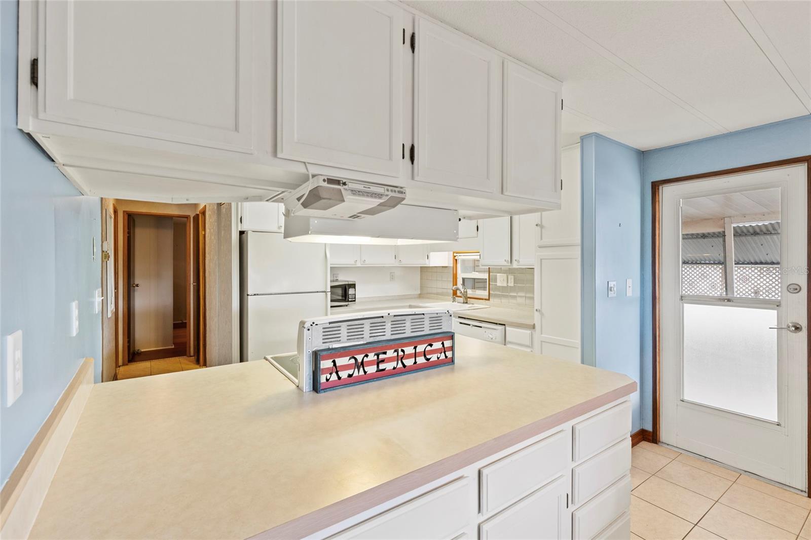 Image 7 of 30 For 4404 12th Street Court E