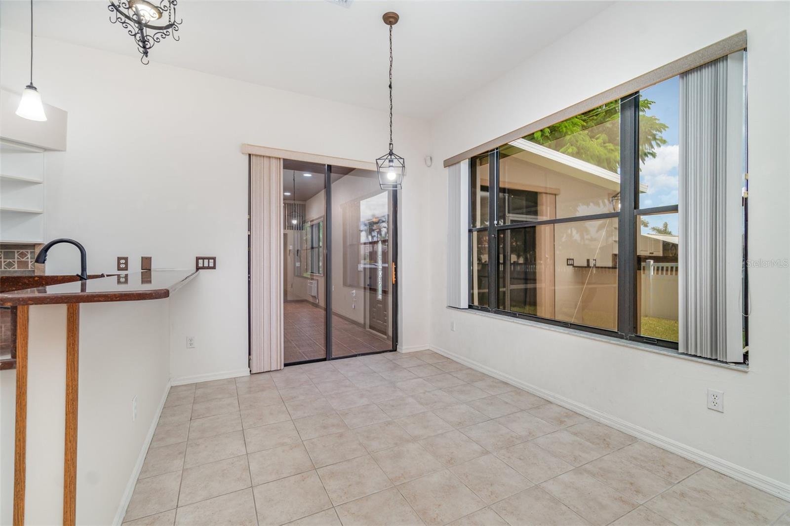 Image 14 of 34 For 2725 28th Place