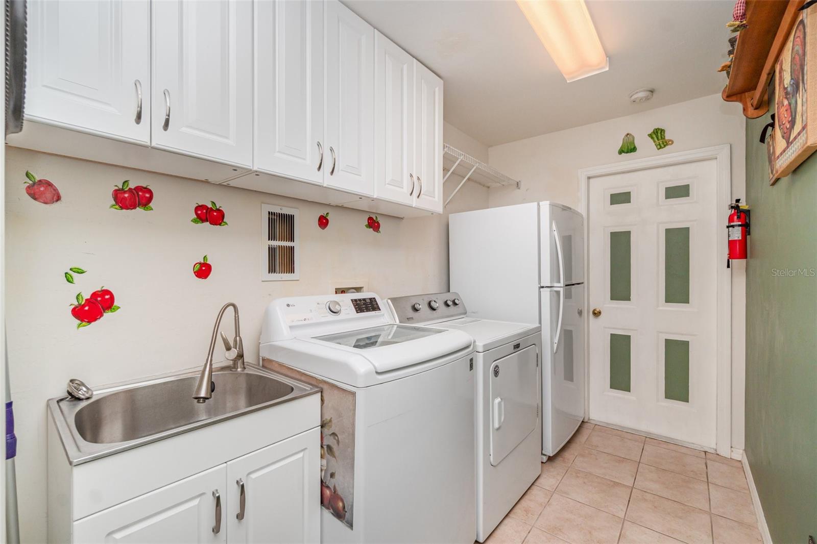 Image 24 of 34 For 2725 28th Place