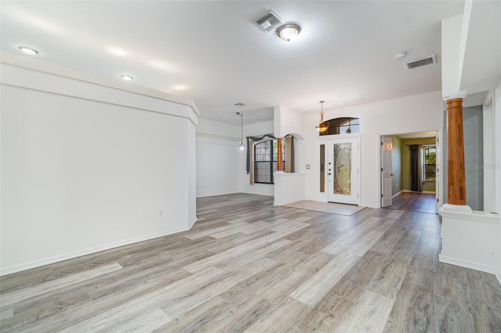 Image 8 of 34 For 2725 28th Place