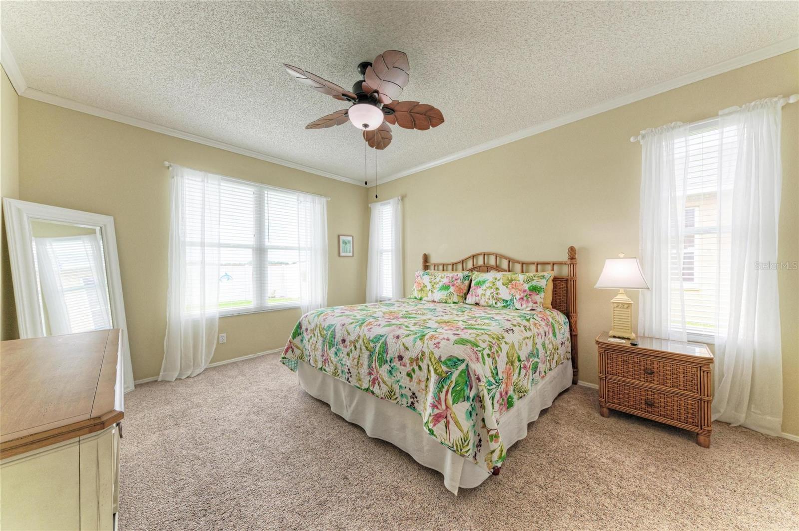 Image 17 of 42 For 5210 52nd Avenue W