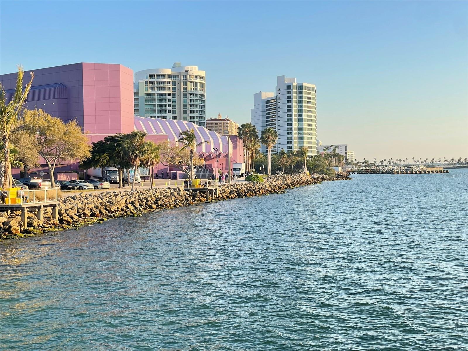 Image 47 of 63 For 828 Tuttle Avenue A