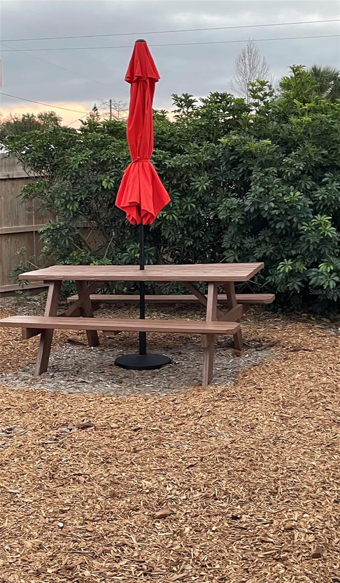 Image 5 of 63 For 828 Tuttle Avenue A