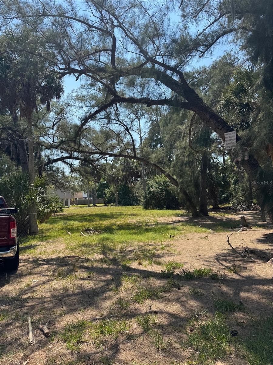 Image 3 of 3 For 7103 Oakwood Drive