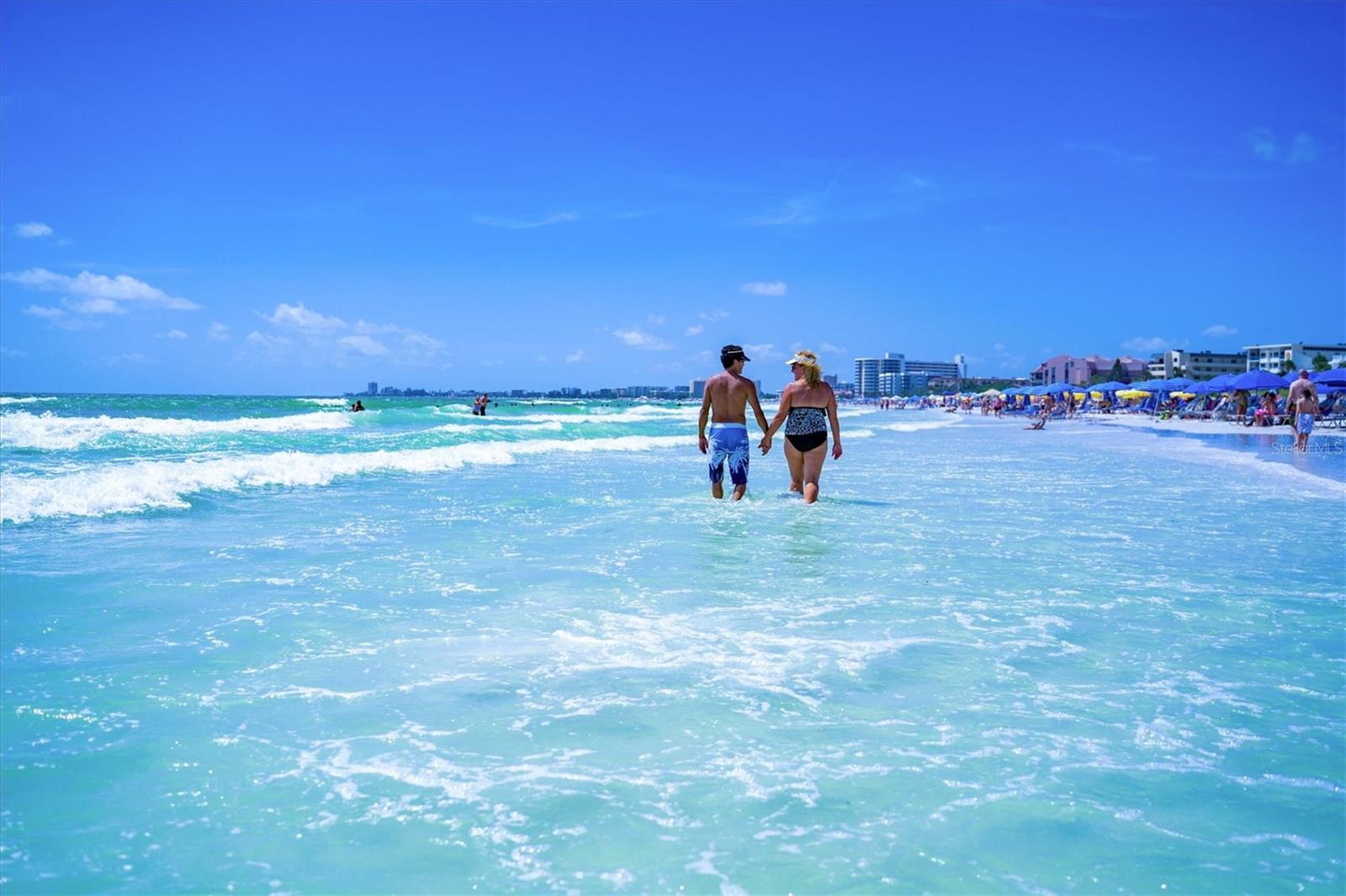 Listing photo id 39 for 5911 Olive Avenue