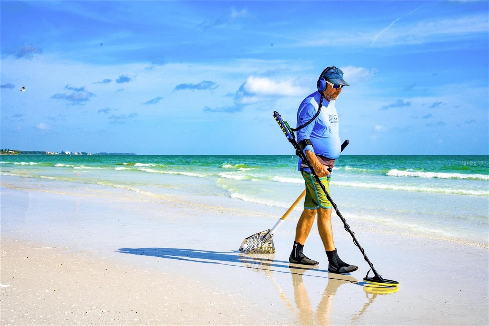 Listing photo id 40 for 5911 Olive Avenue