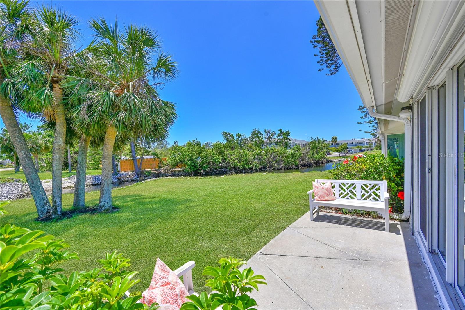 Image 4 of 85 For 4726 Potomac Circle