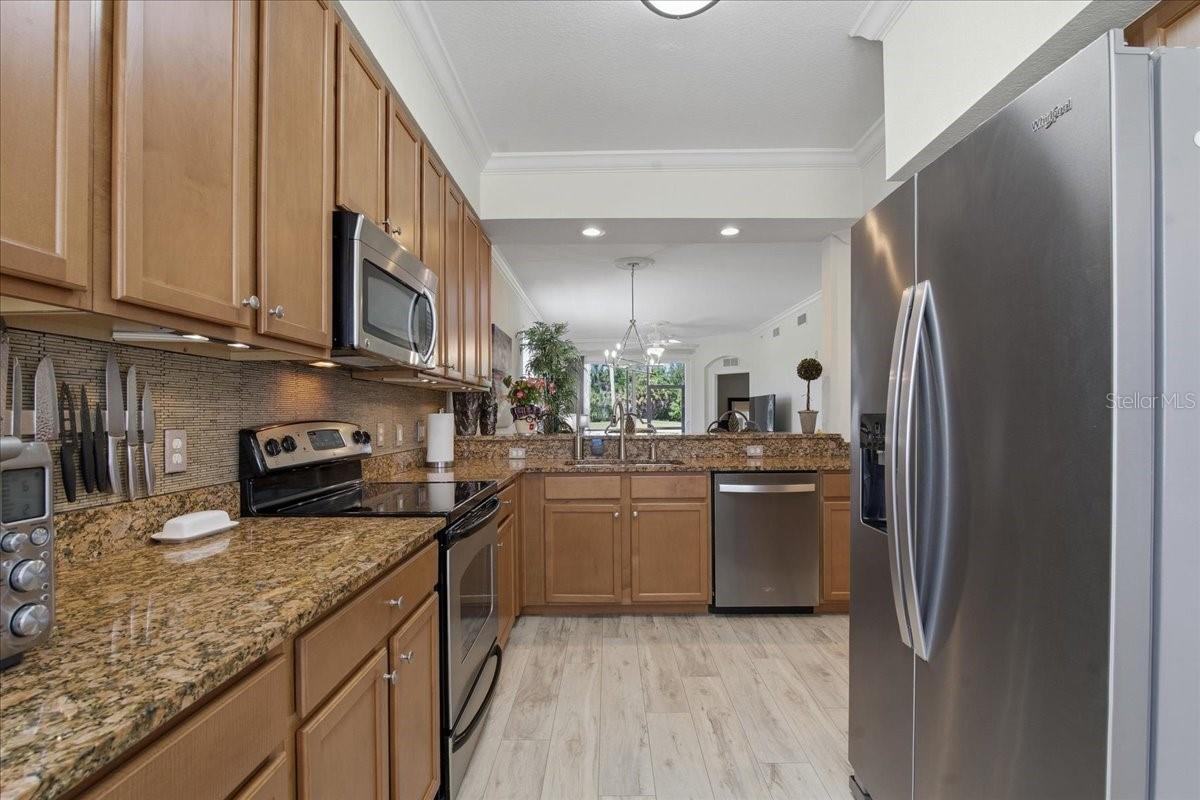 Image 21 of 63 For 7607 Grand Estuary Trail 101