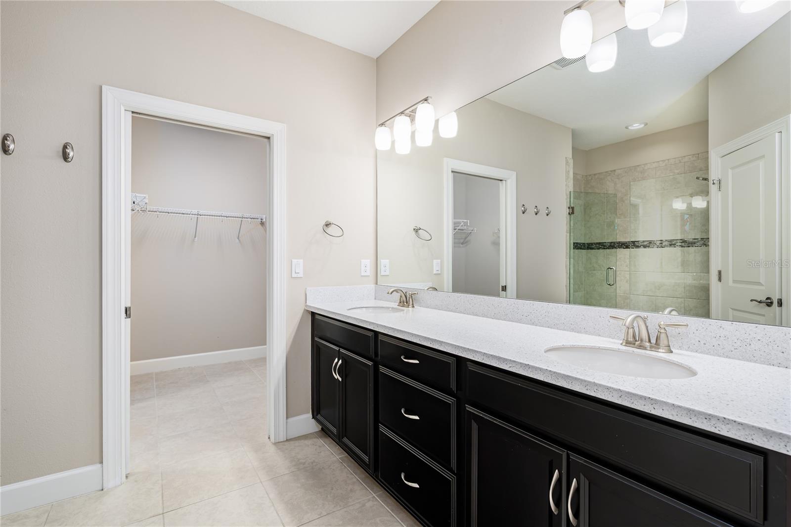 Image 13 of 46 For 10413 Highland Park Place