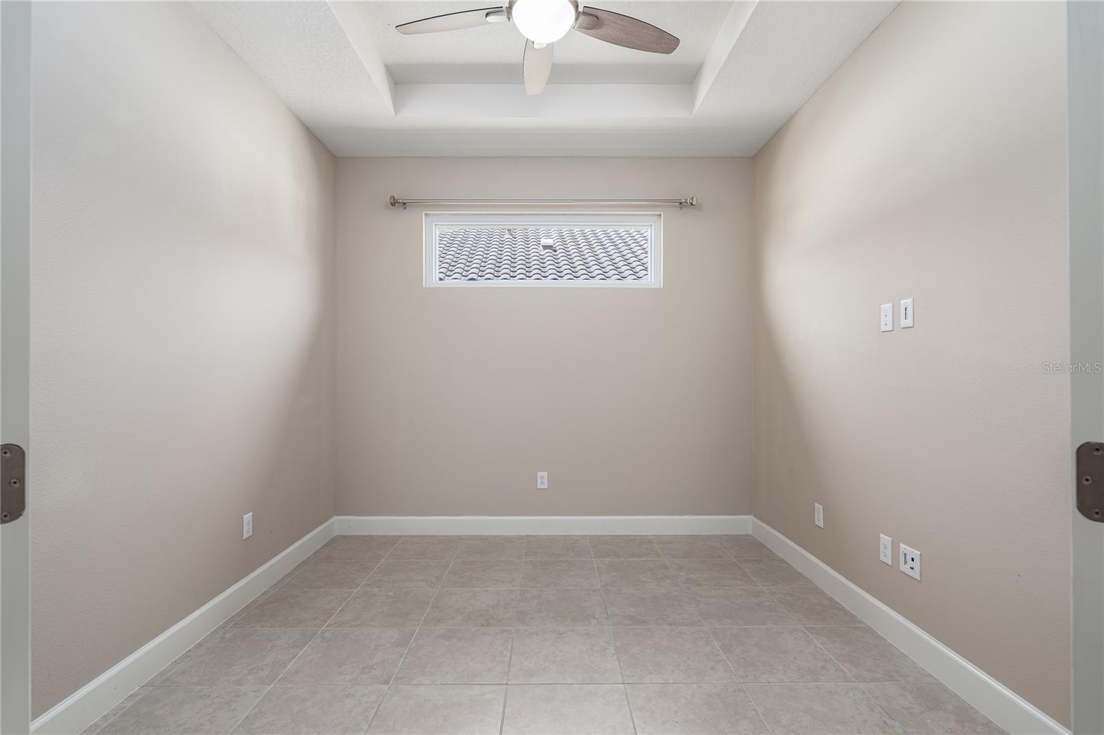 Image 14 of 46 For 10413 Highland Park Place