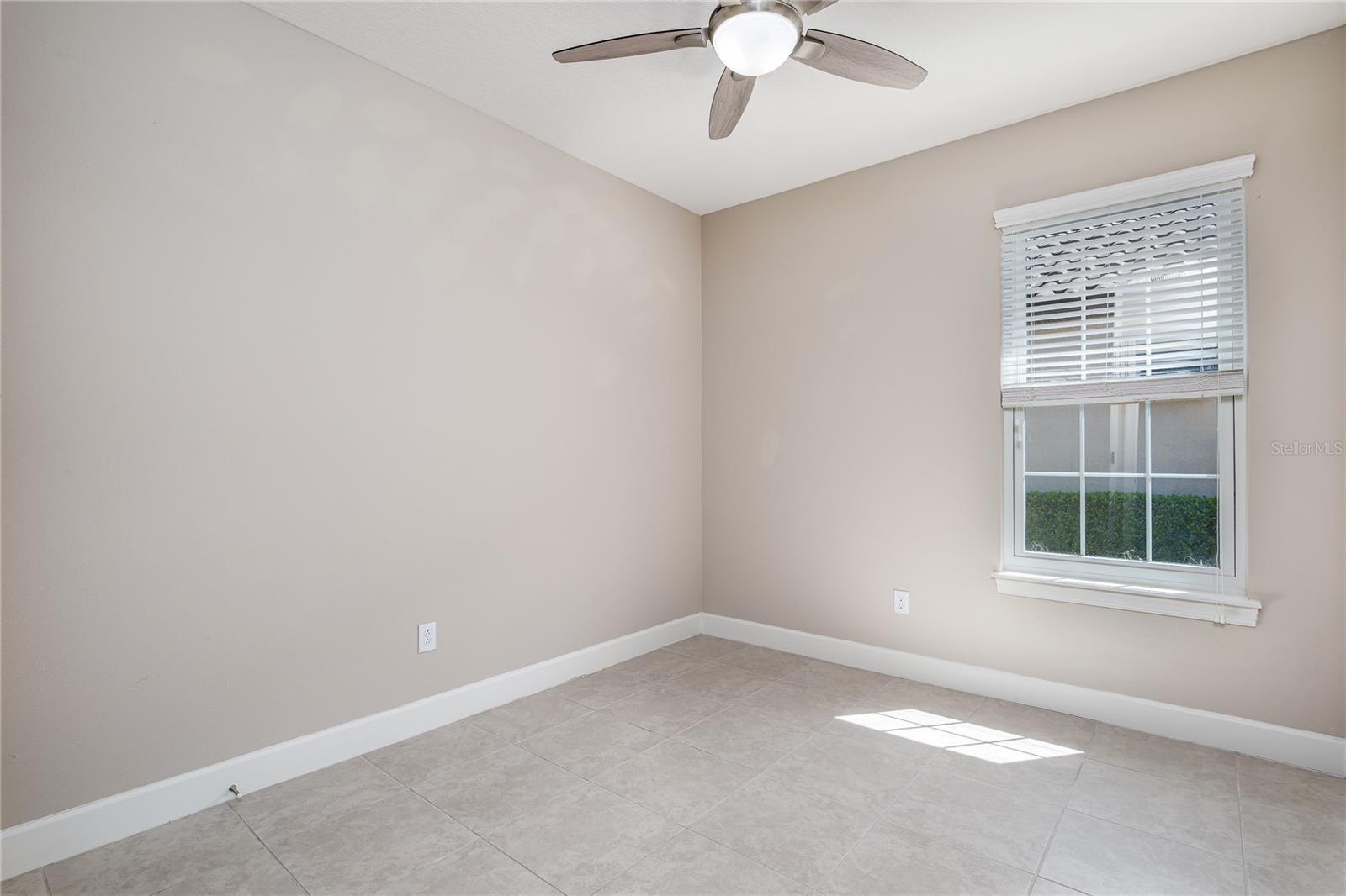 Image 15 of 46 For 10413 Highland Park Place