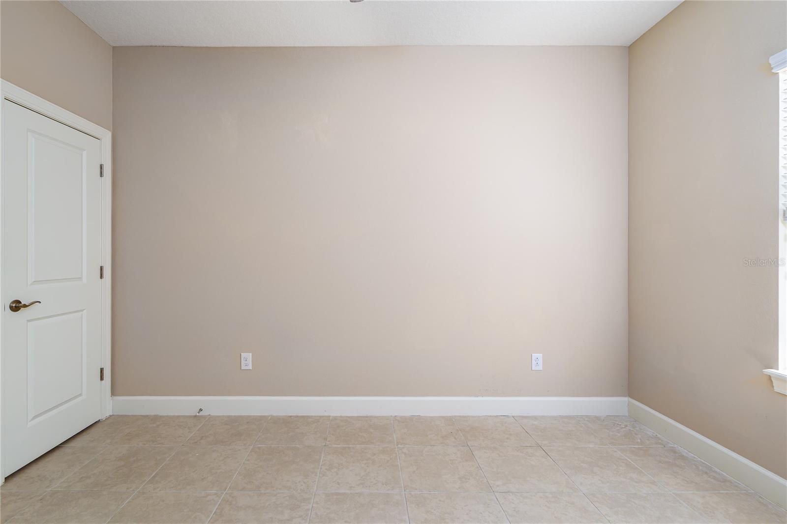 Image 19 of 46 For 10413 Highland Park Place