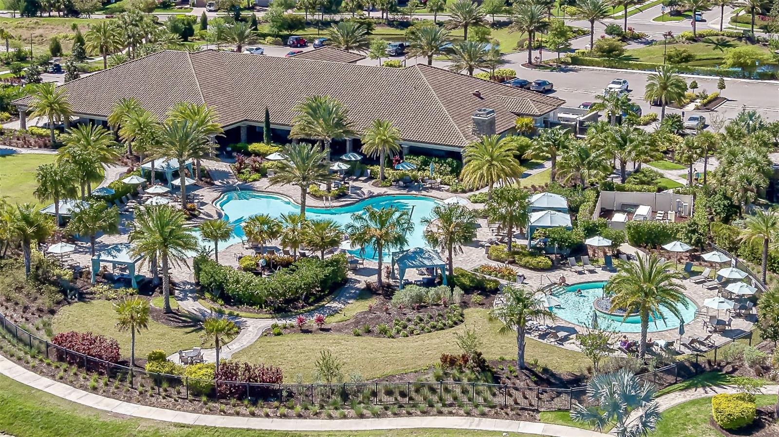 Image 2 of 46 For 10413 Highland Park Place