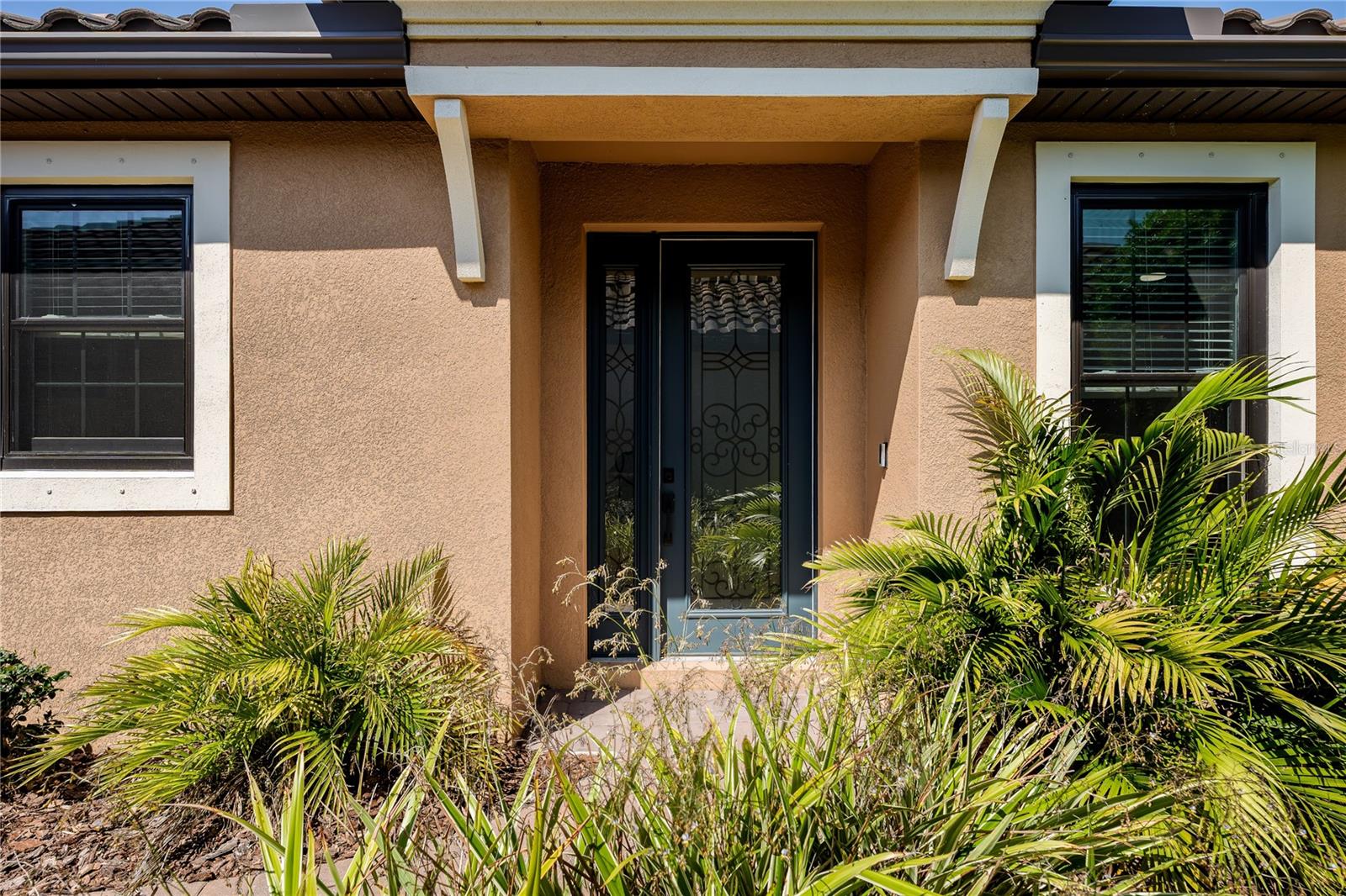 Image 22 of 46 For 10413 Highland Park Place