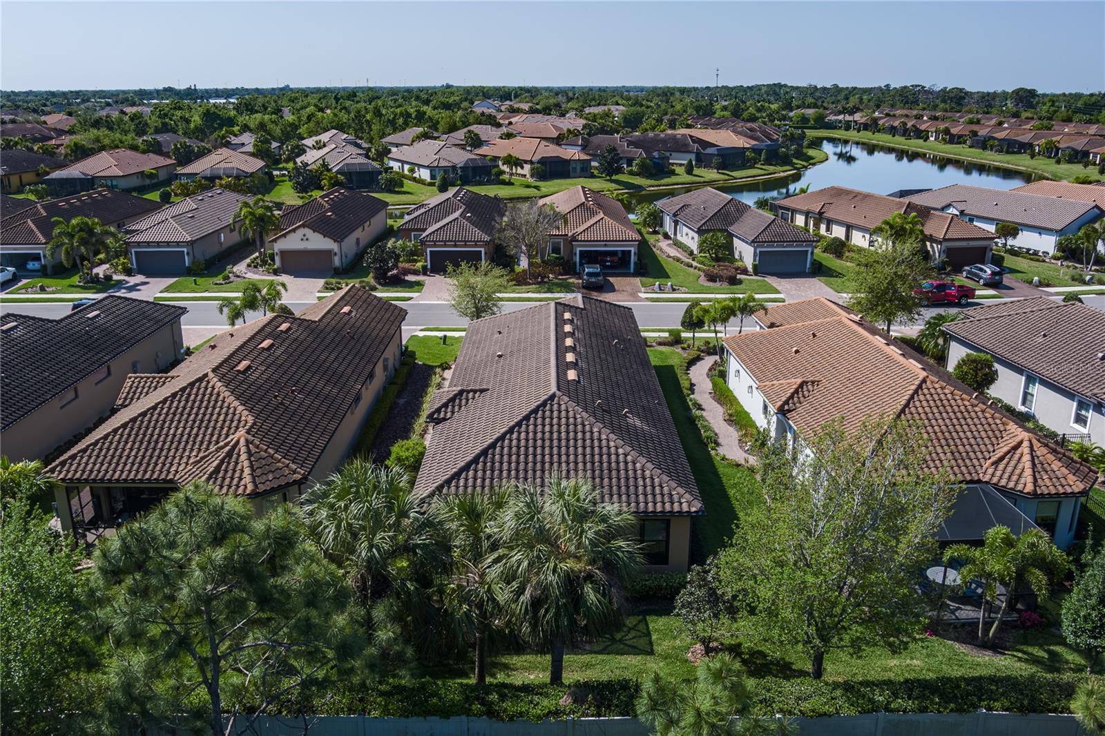 Image 29 of 46 For 10413 Highland Park Place