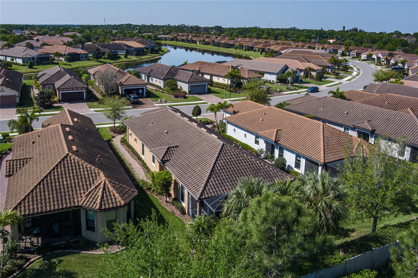 Image 30 of 46 For 10413 Highland Park Place