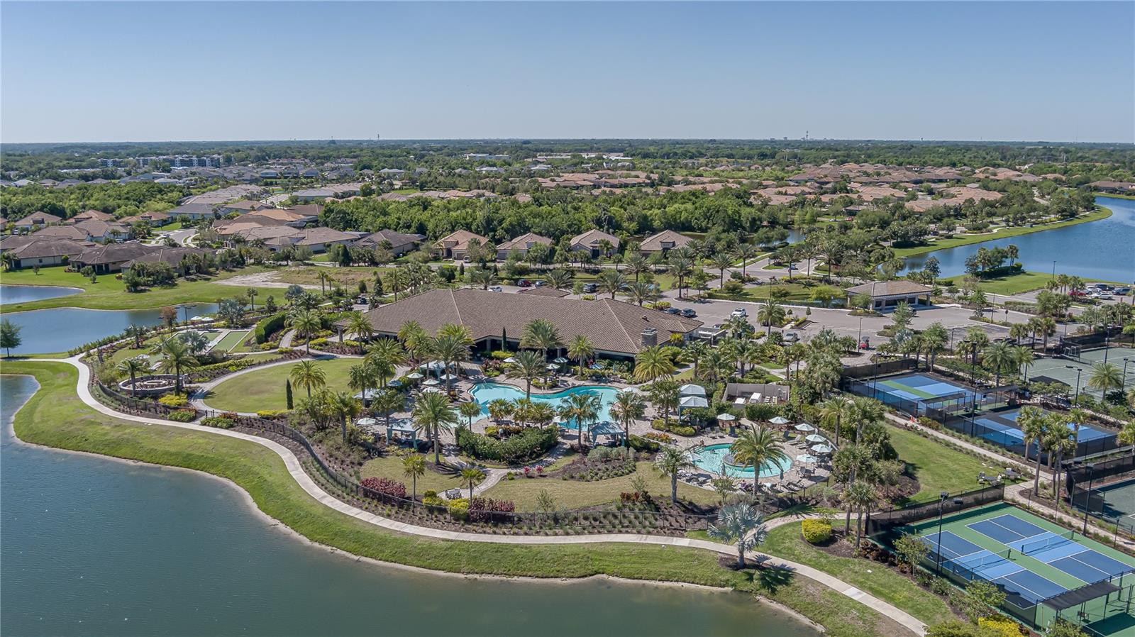 Image 46 of 46 For 10413 Highland Park Place