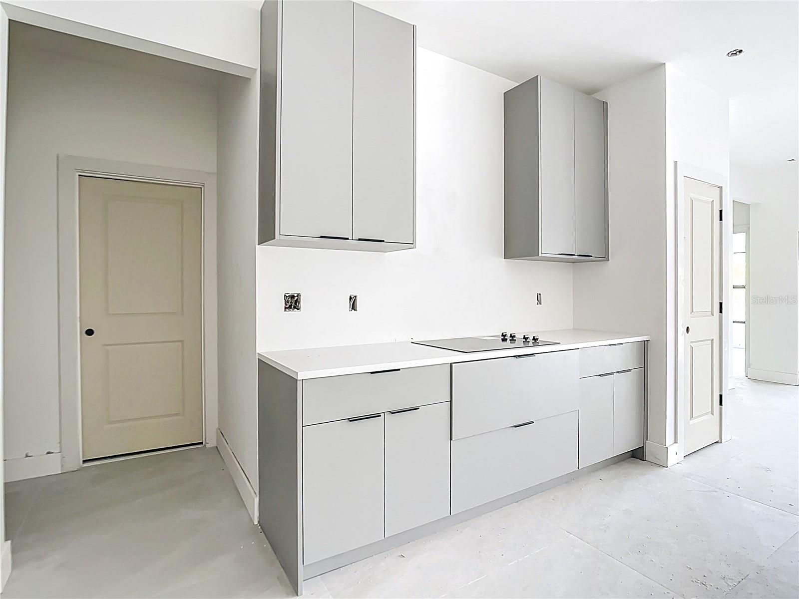 Image 10 of 52 For 7731 Pinedale Drive