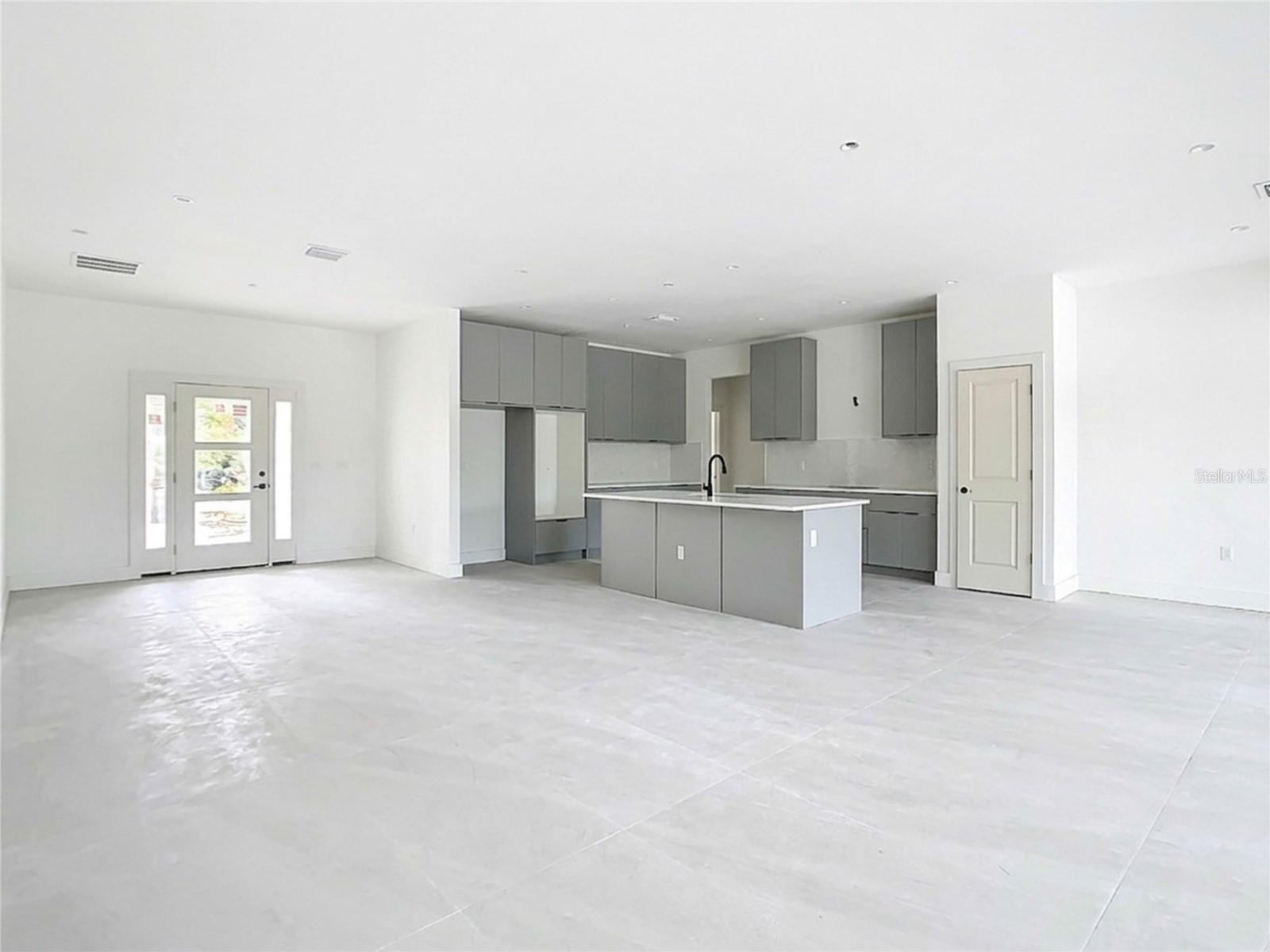 Image 2 of 52 For 7731 Pinedale Drive