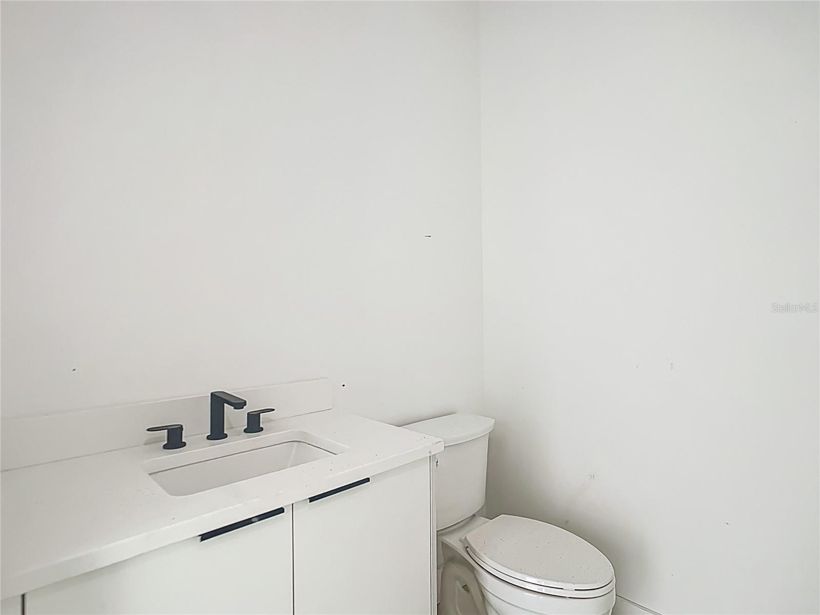 Image 21 of 52 For 7731 Pinedale Drive