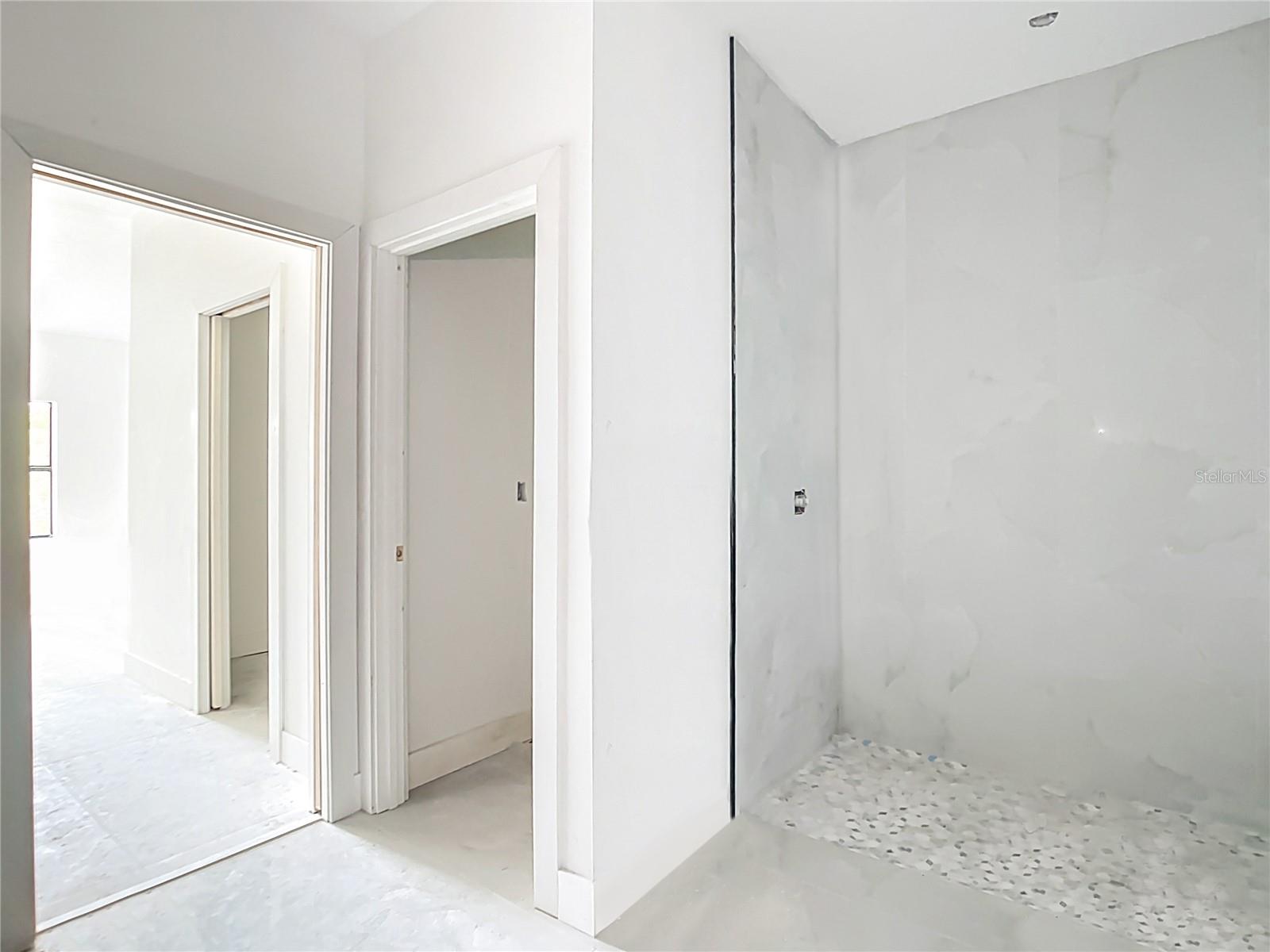 Image 25 of 52 For 7731 Pinedale Drive