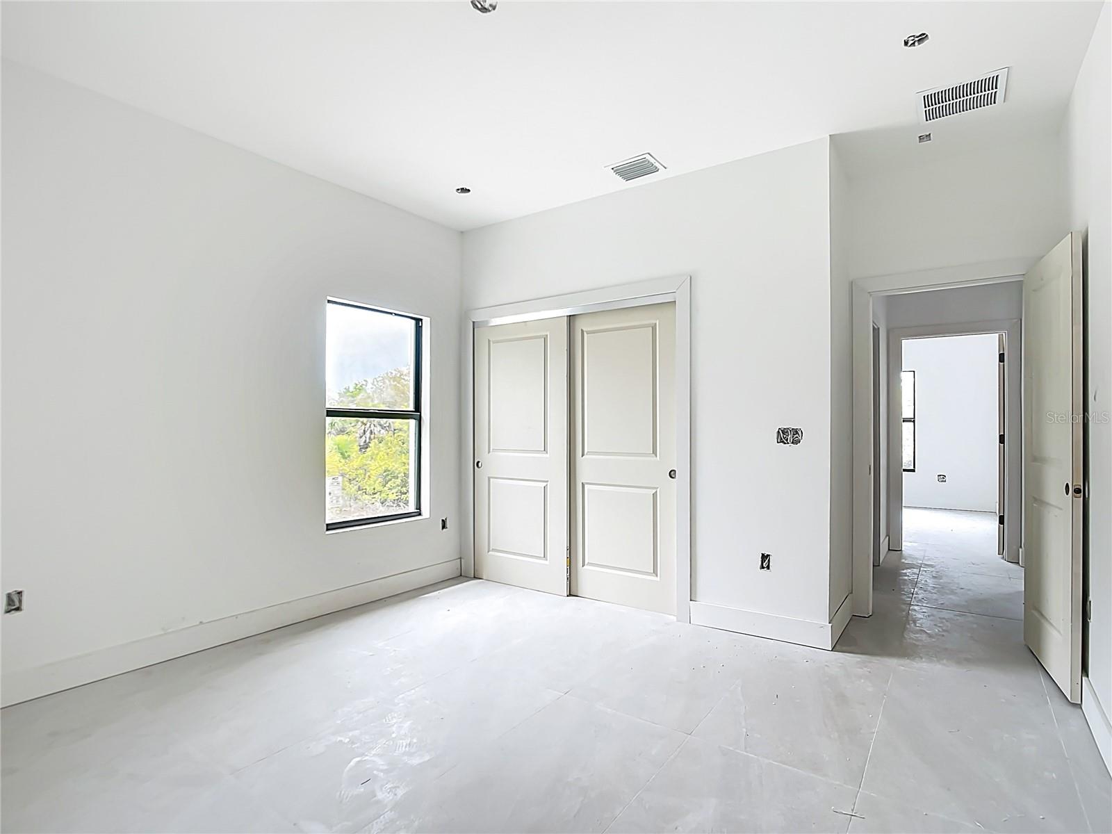 Image 33 of 52 For 7731 Pinedale Drive