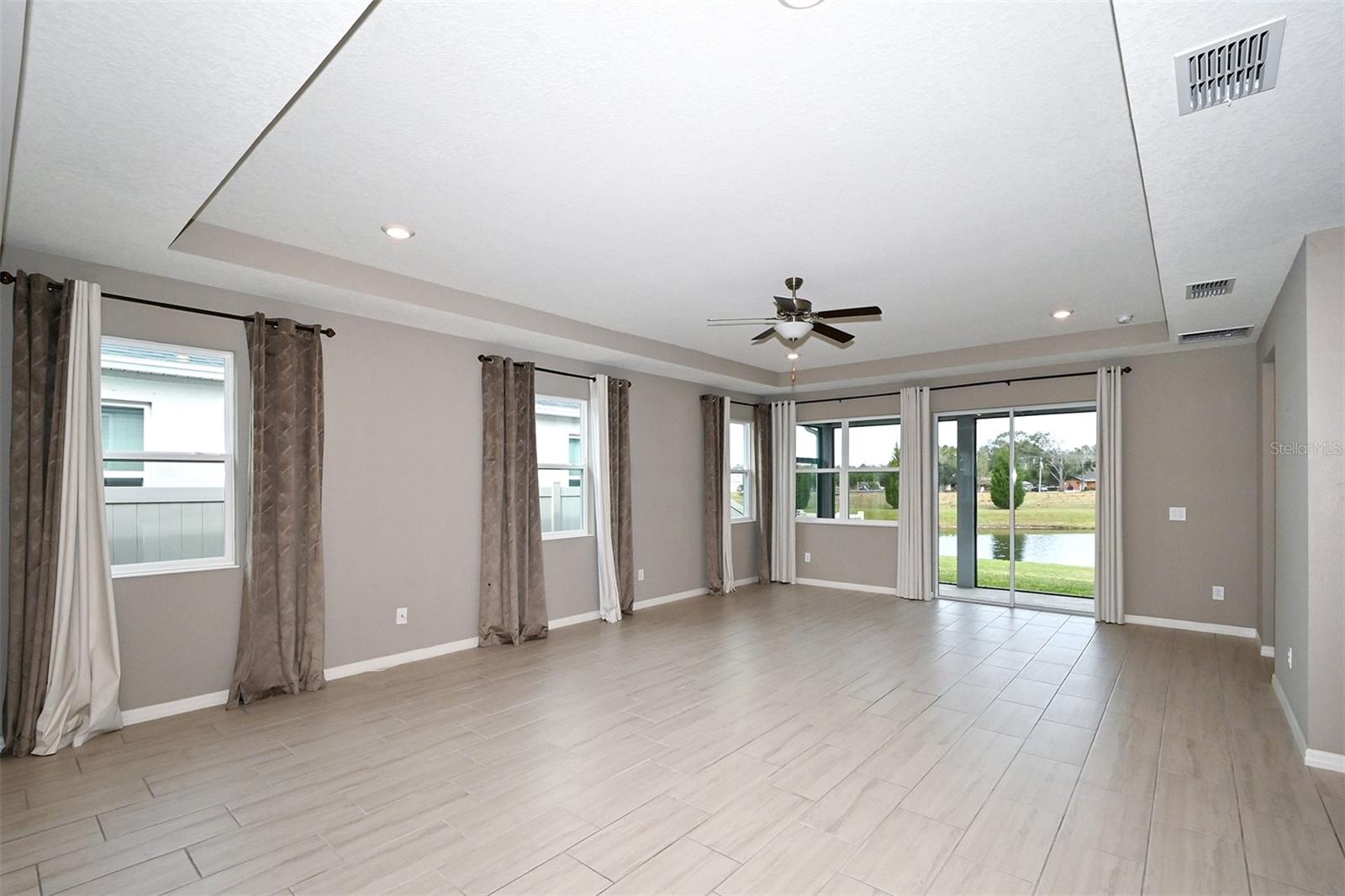 Image 11 of 69 For 14239 59th Circle E