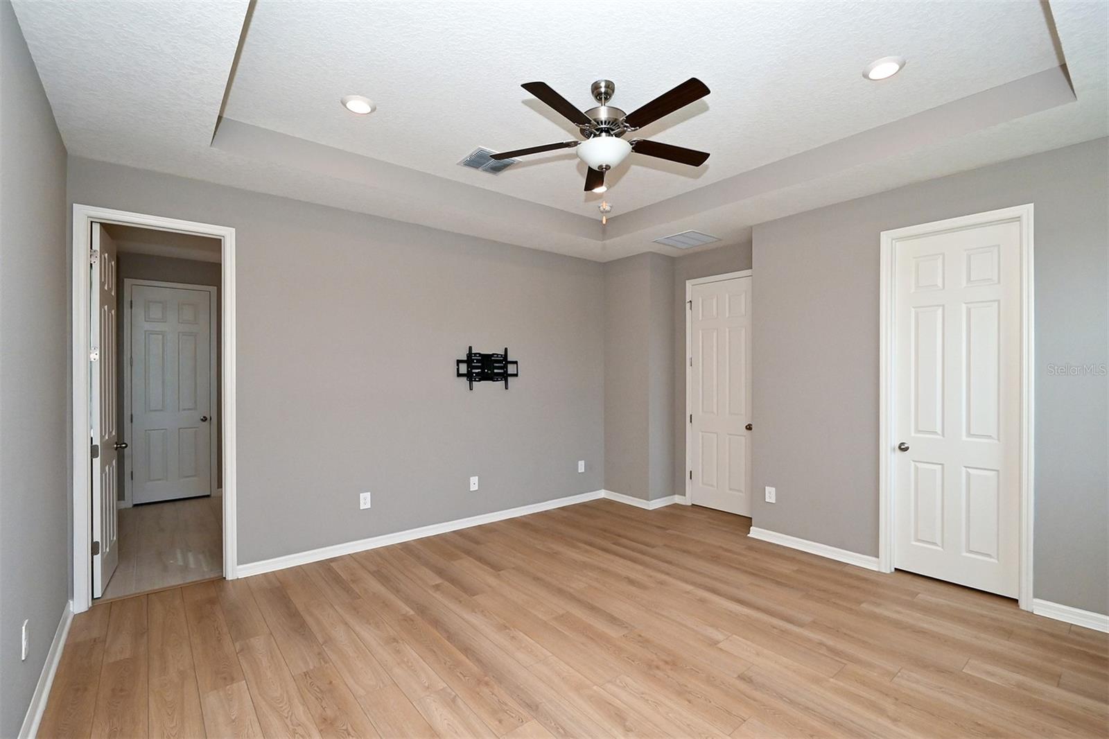 Image 46 of 69 For 14239 59th Circle E