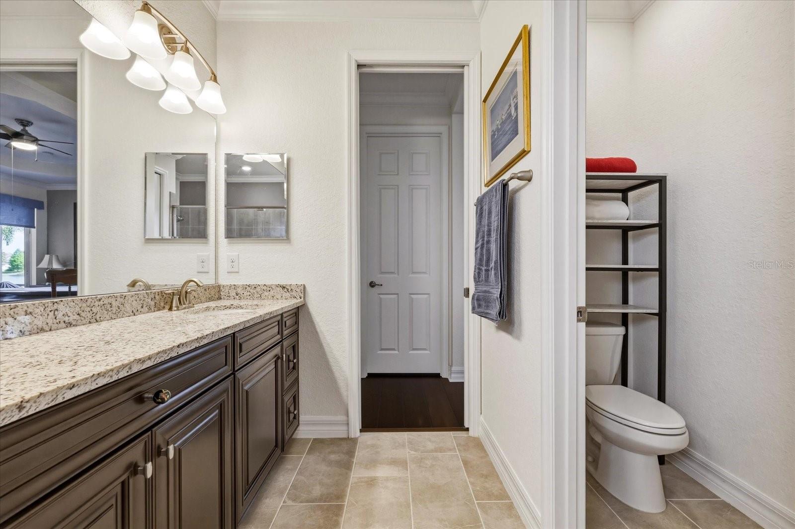 Image 27 of 57 For 12422 Perennial Place