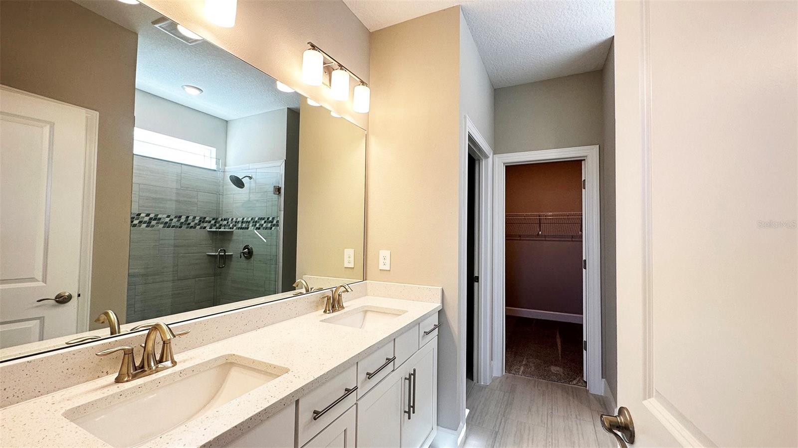 Image 15 of 53 For 3806 Savanna Palms Court