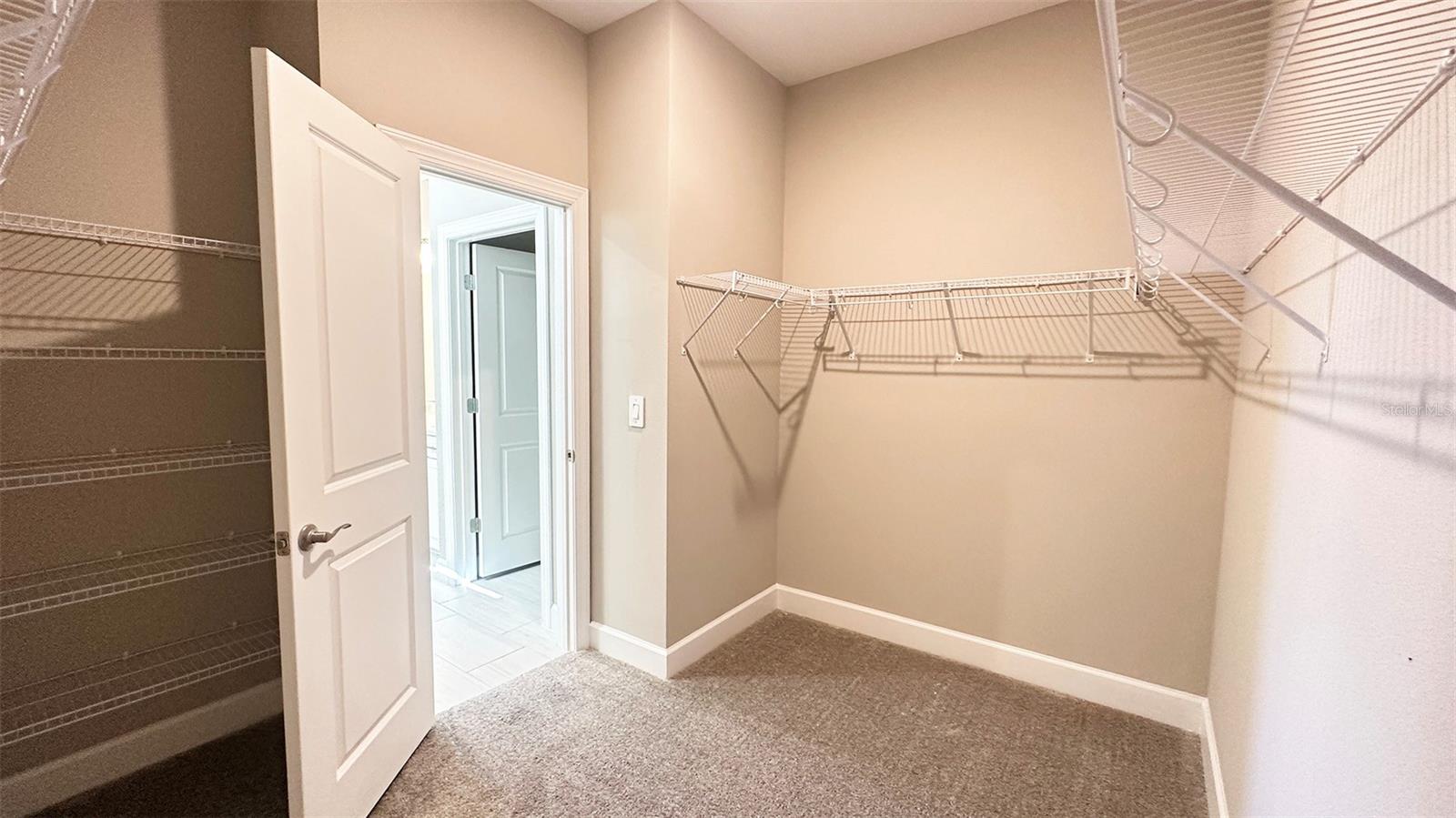 Image 19 of 53 For 3806 Savanna Palms Court