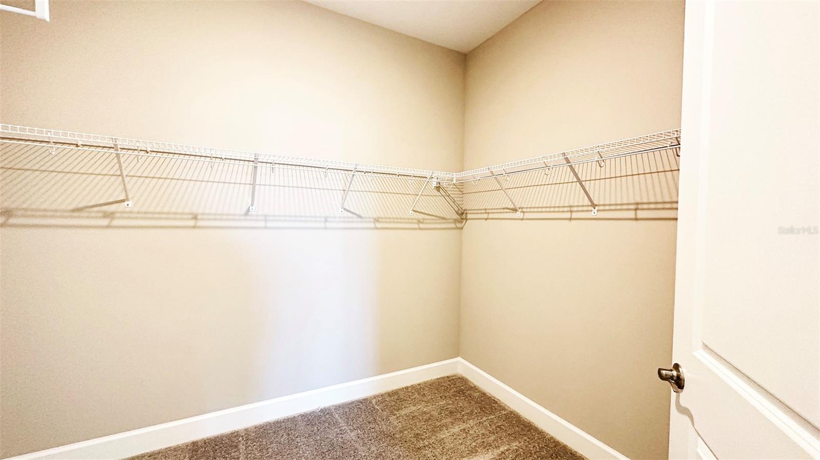 Image 20 of 53 For 3806 Savanna Palms Court