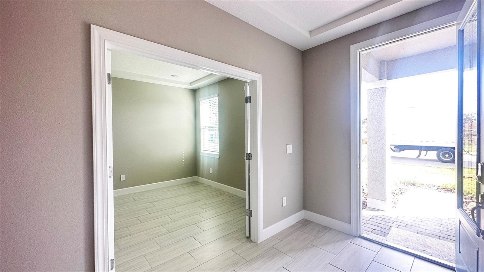 Image 21 of 53 For 3806 Savanna Palms Court