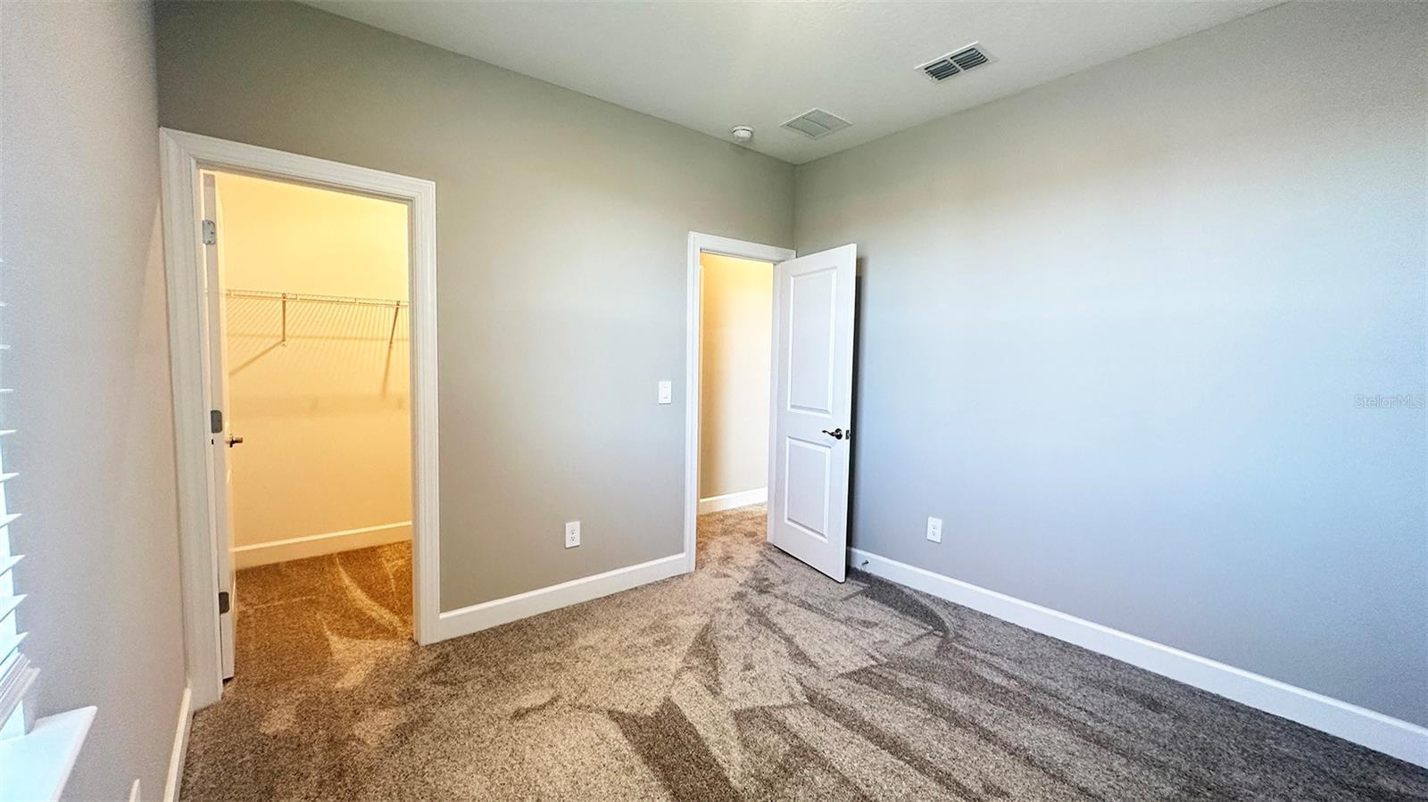 Image 31 of 53 For 3806 Savanna Palms Court