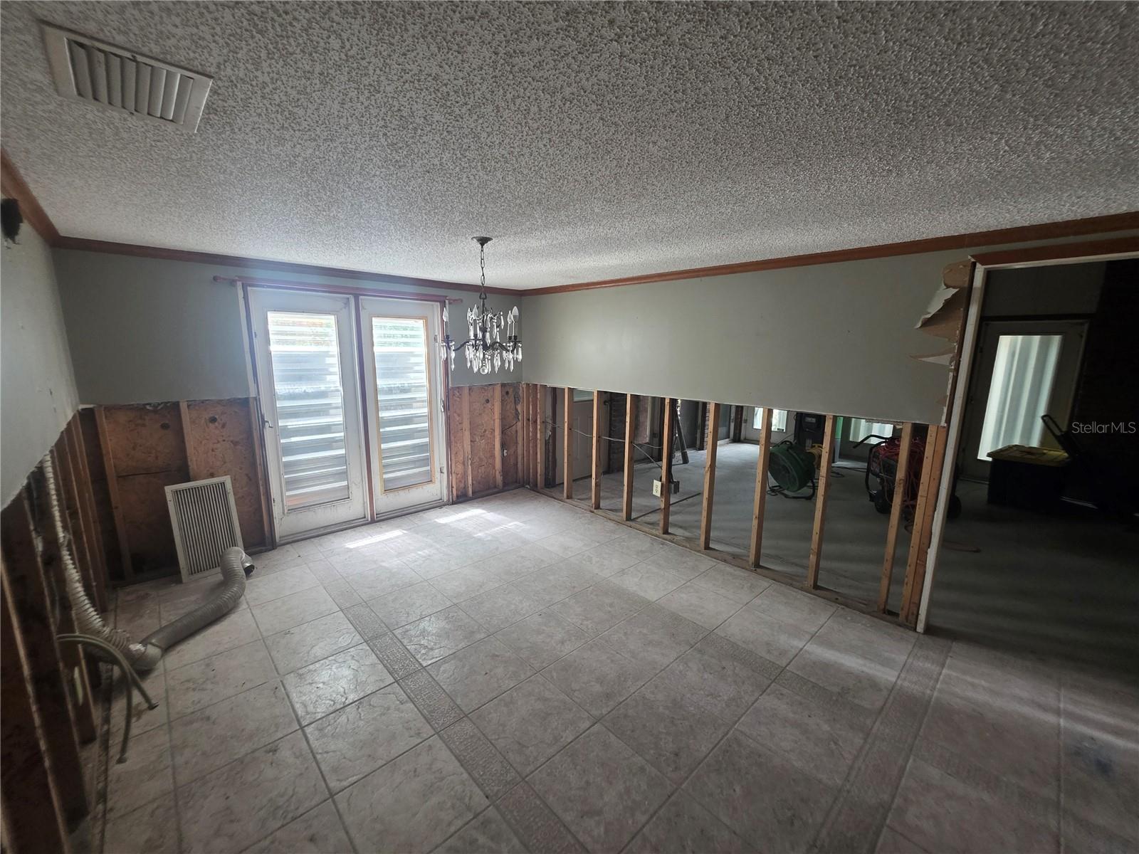 Image 6 of 14 For 1016 Greer Drive