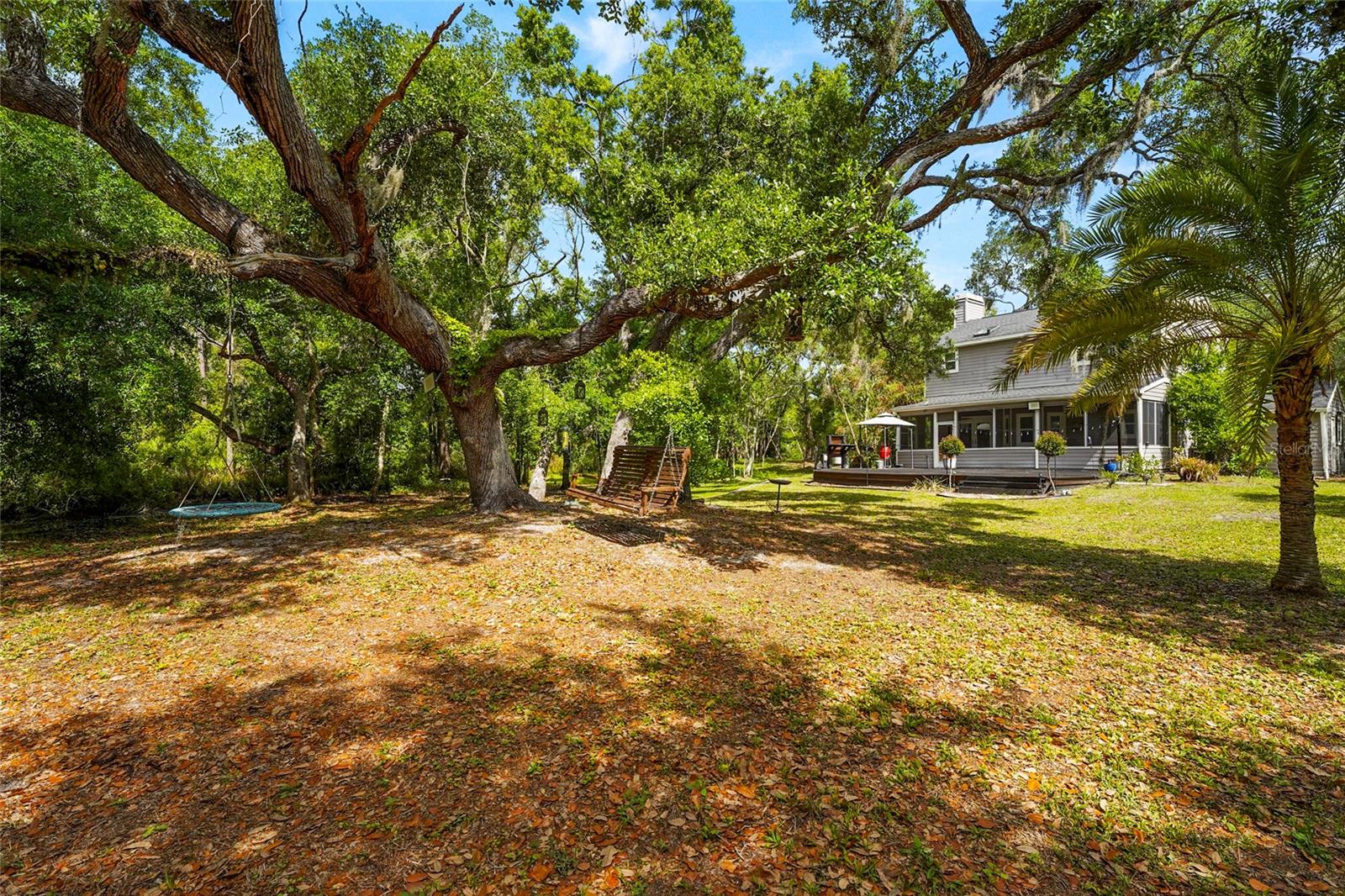 Image 11 of 84 For 25640 State Road 70 E