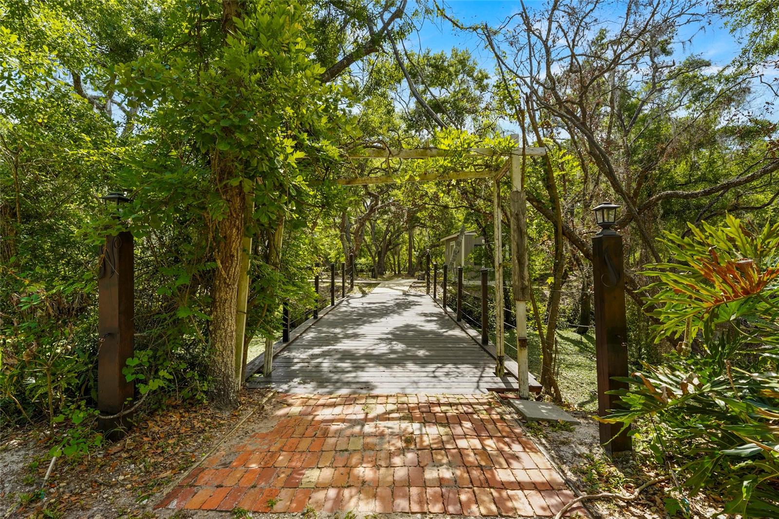 Image 15 of 84 For 25640 State Road 70 E