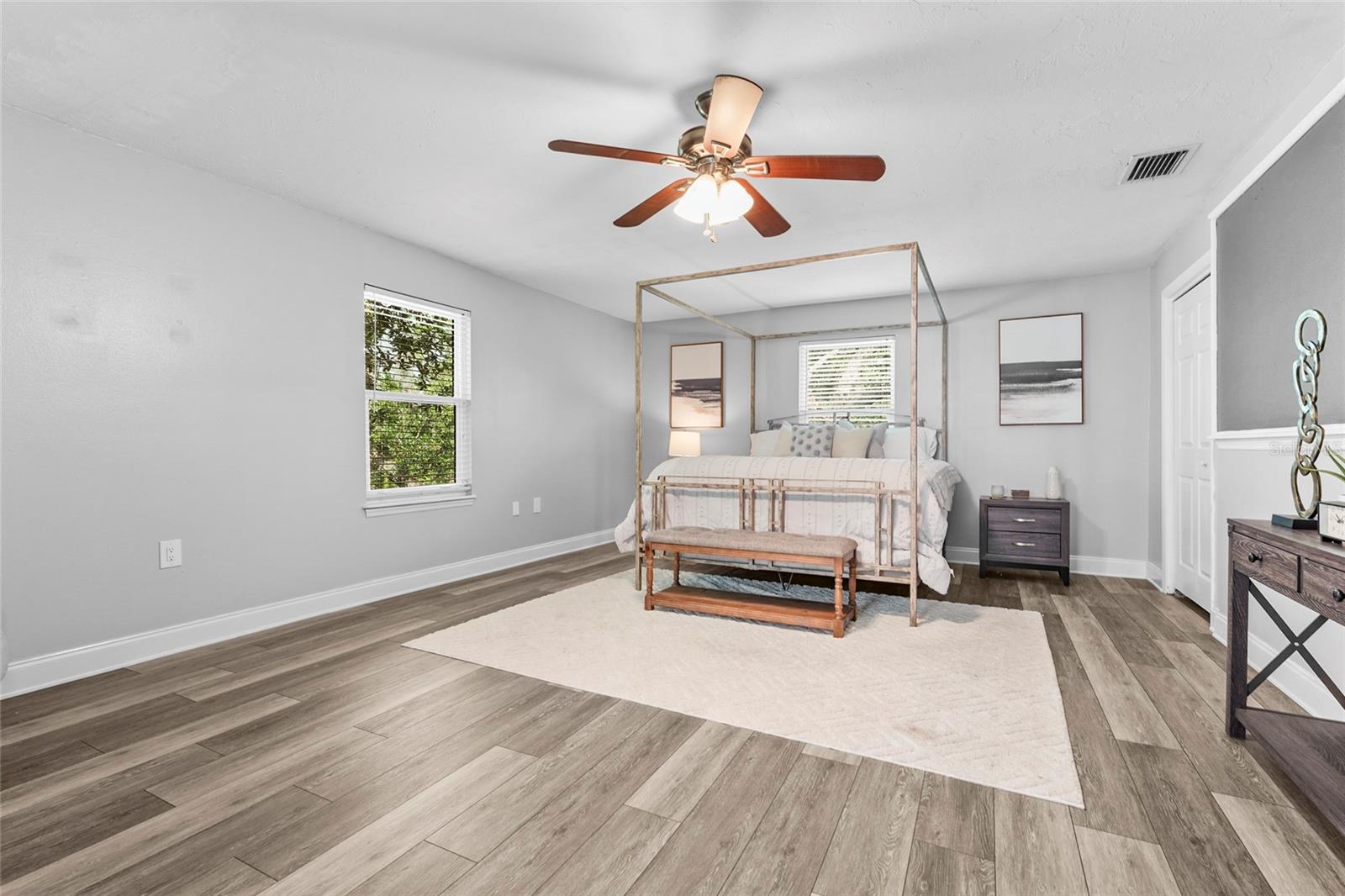 Image 32 of 84 For 25640 State Road 70 E