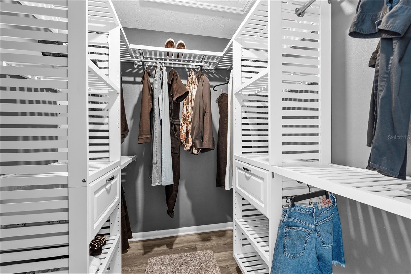 Image 34 of 84 For 25640 State Road 70 E