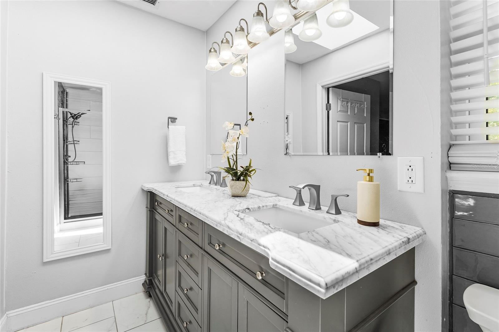 Image 35 of 84 For 25640 State Road 70 E