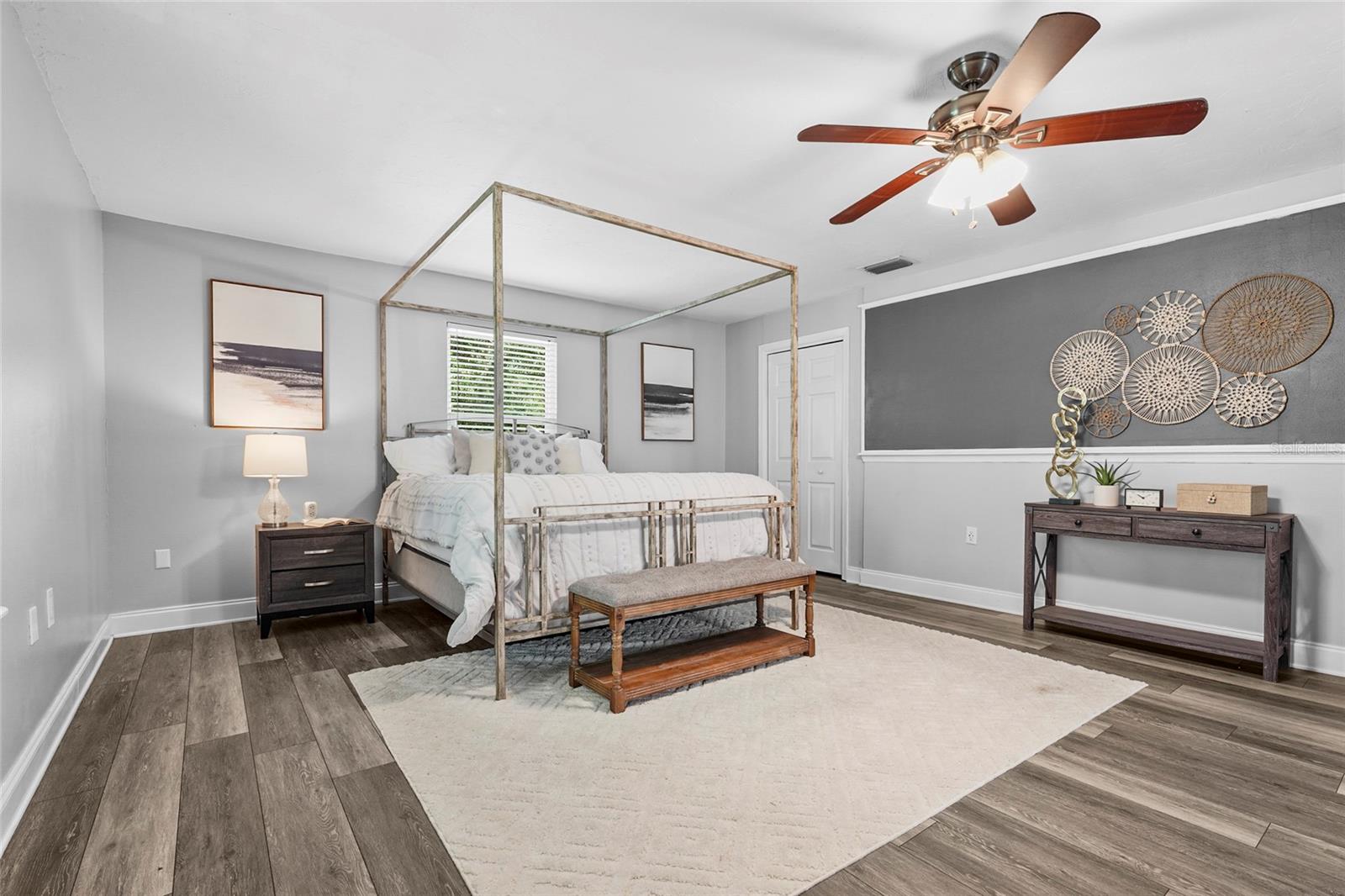 Image 6 of 84 For 25640 State Road 70 E