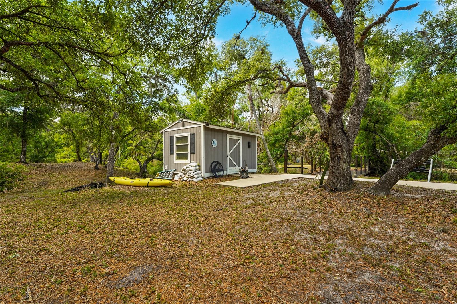 Image 60 of 84 For 25640 State Road 70 E