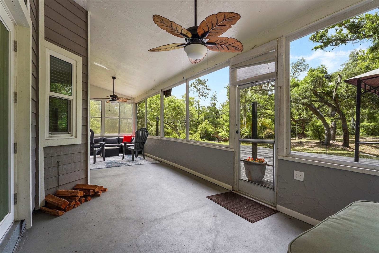 Image 9 of 84 For 25640 State Road 70 E