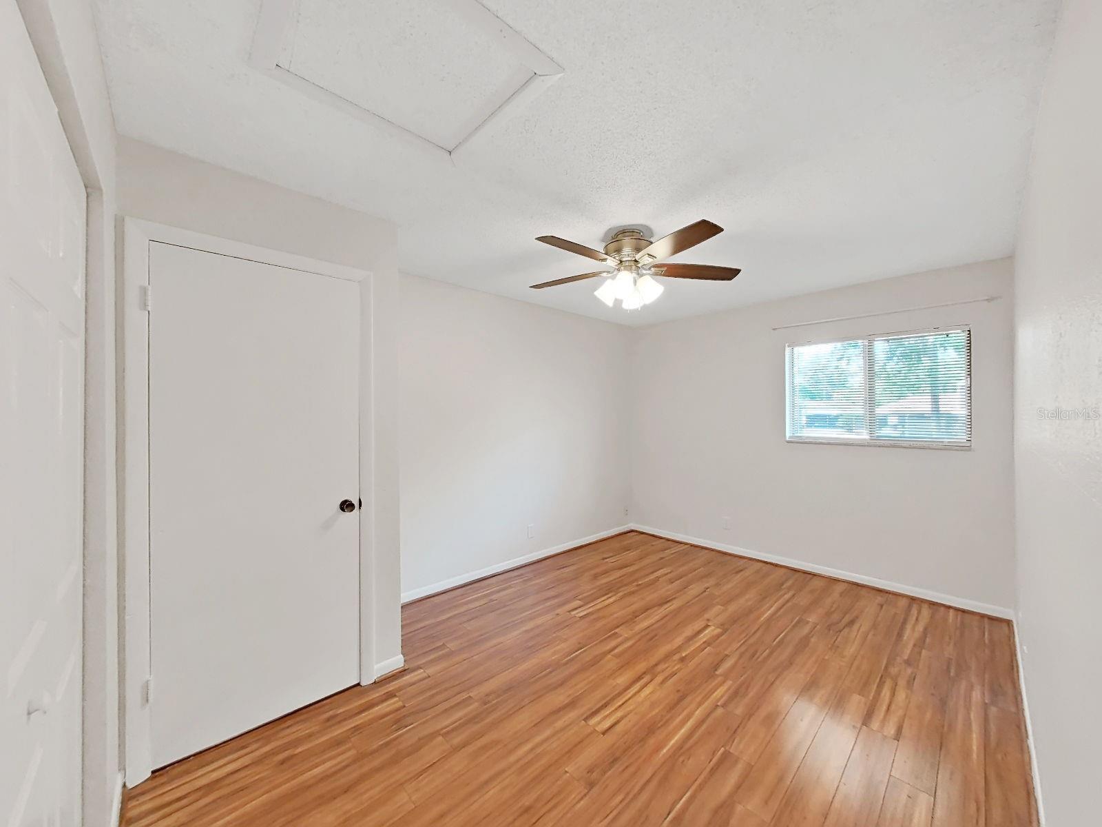 Image 26 of 32 For 8608 Cattail Drive 4