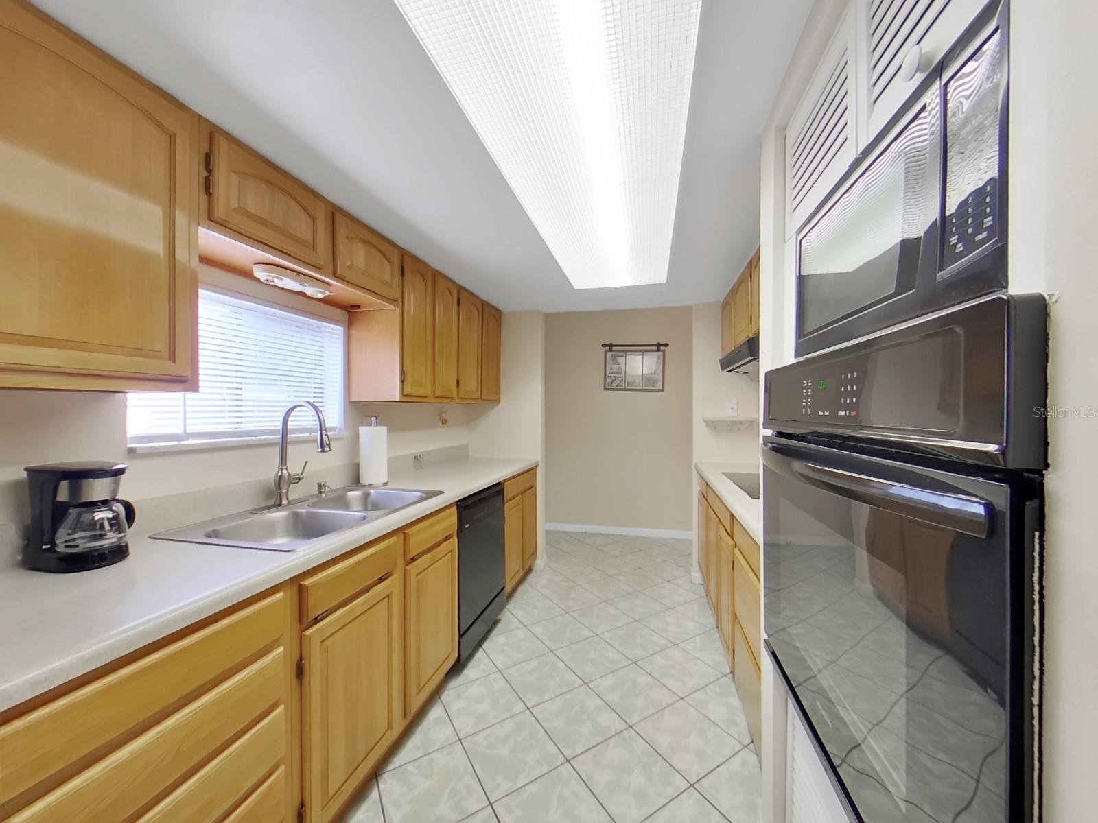 Image 6 of 32 For 8608 Cattail Drive 4