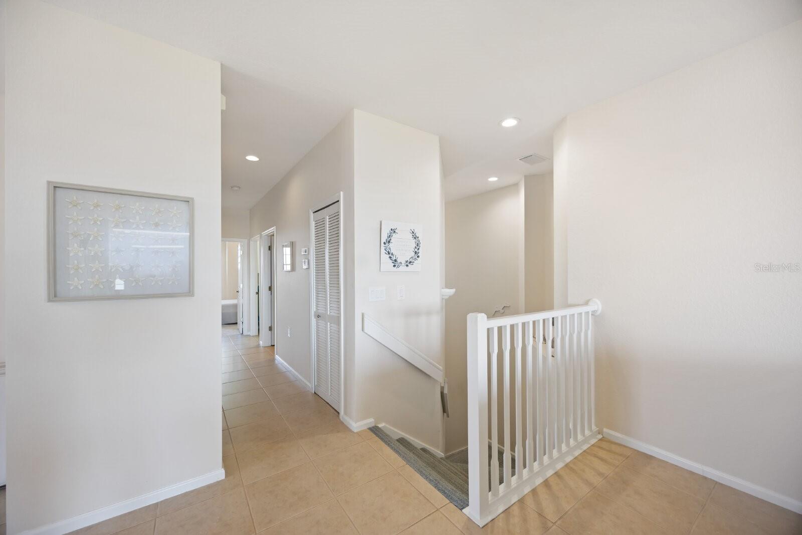 Image 19 of 50 For 4604 Club Drive B202